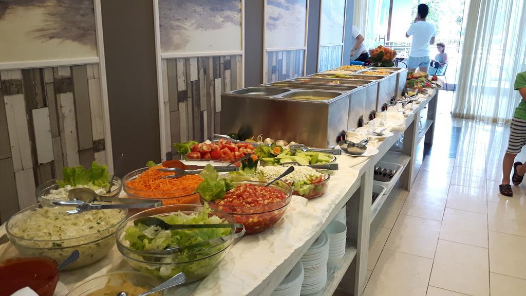 סאני ביץ' Hotel Palma מראה חיצוני תמונה